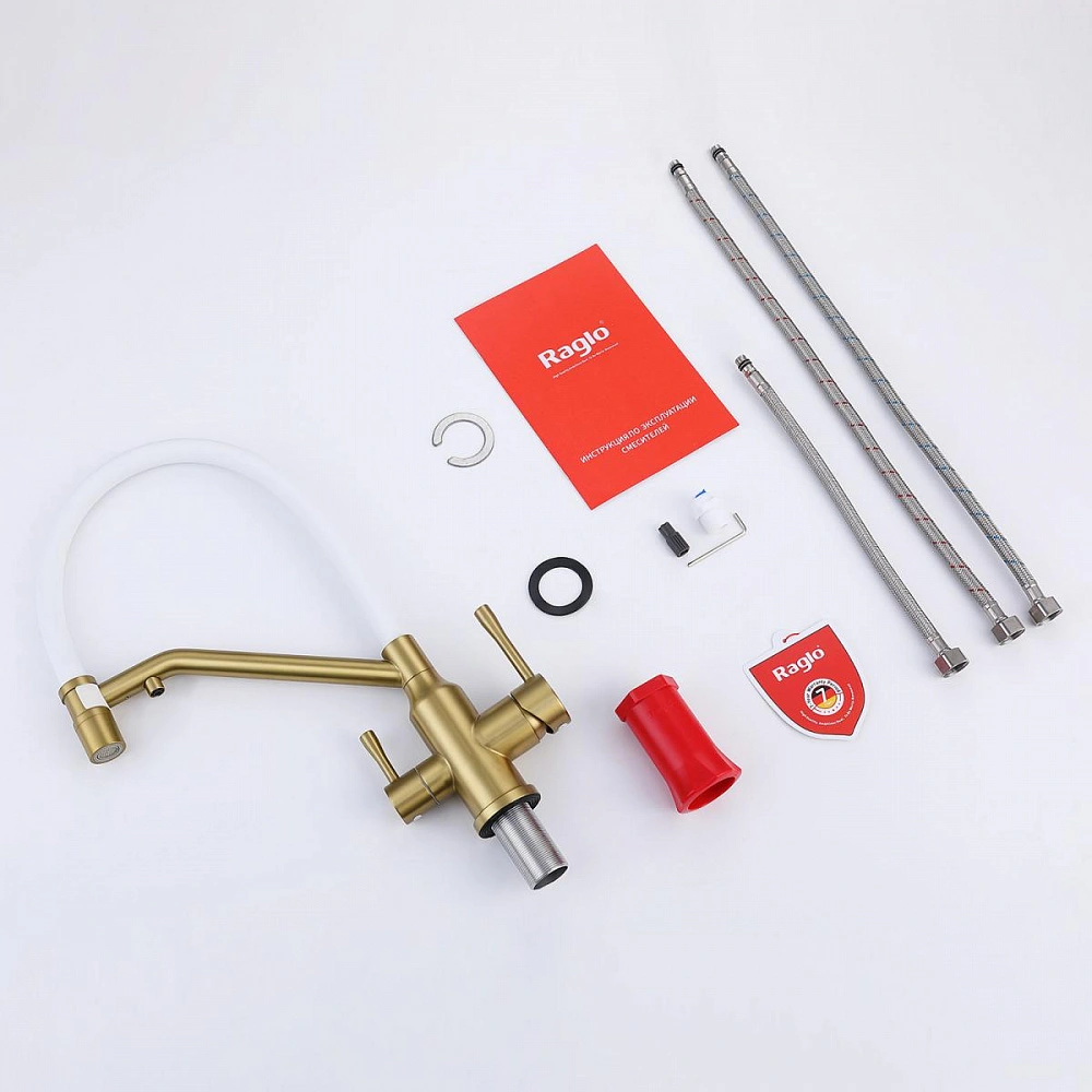 Смеситель для кухни с подключением фильтра Raglo R81.62.03, золотой сатин от магазина Vanna-Vanna.ru!