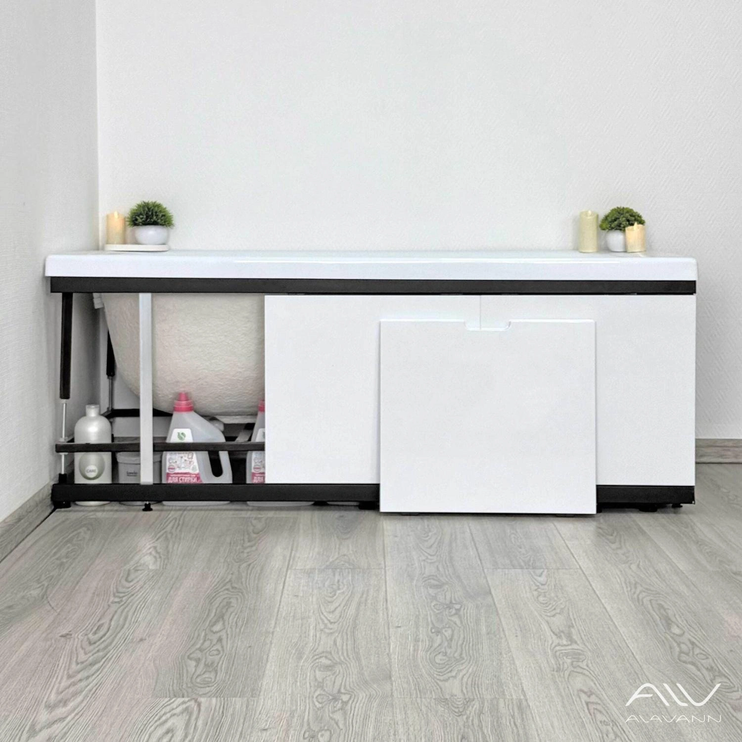 Экран под ванну Alavann Rita Black 160 раздвижной со съемной дверкой белый от магазина Vanna-Vanna.ru!
