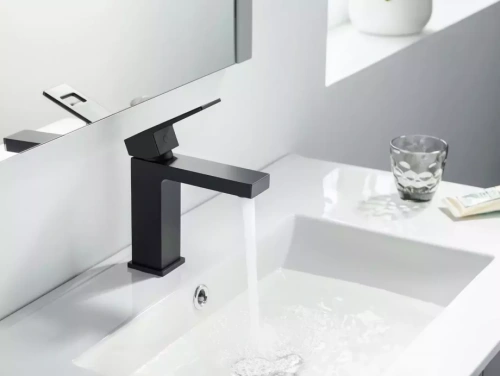 Смеситель для раковины Timo Briana 7161/03F черный матовый от магазина Vanna-Vanna.ru!