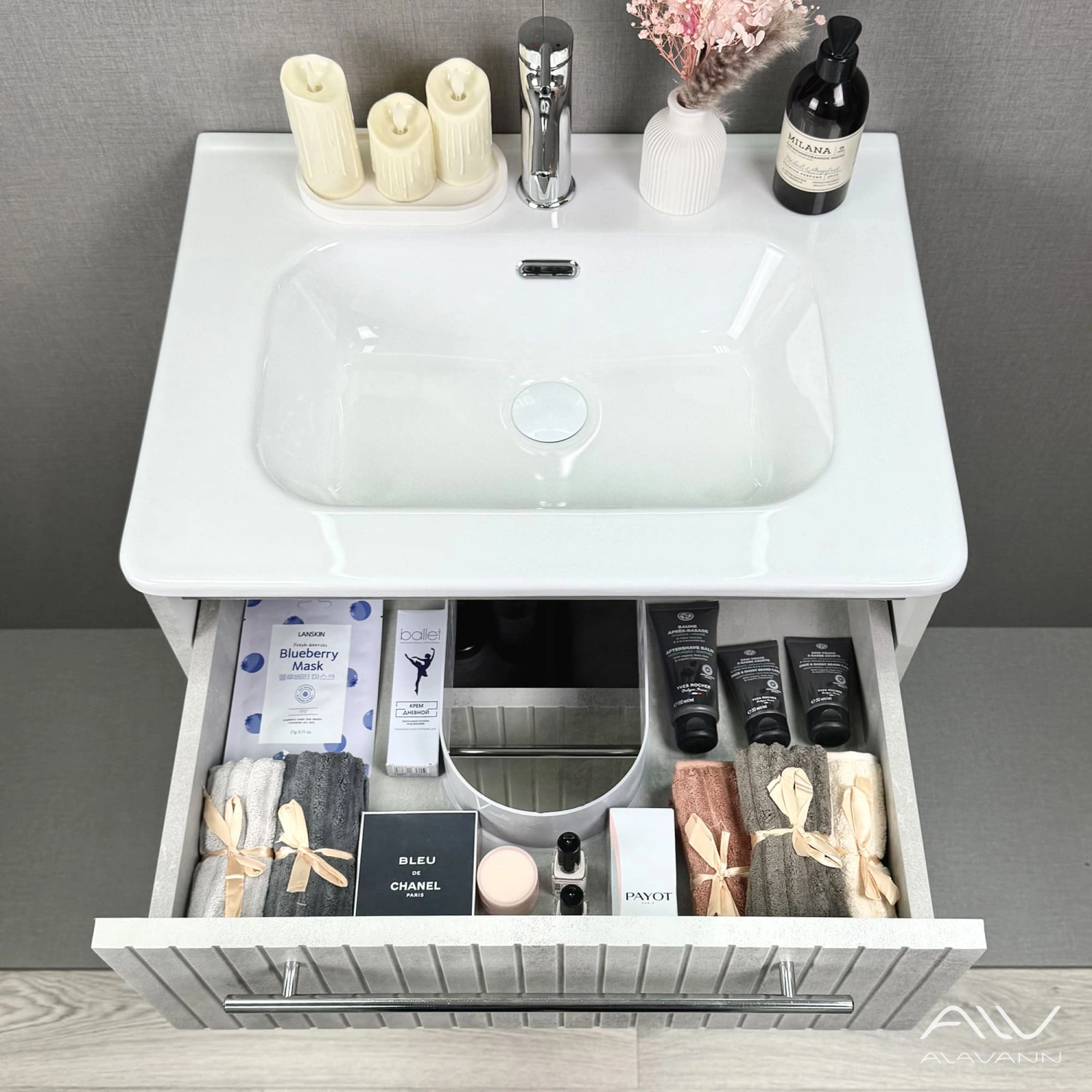 Тумба подвесная Alavann Emma 60 с раковиной Rado 60, серый бетон