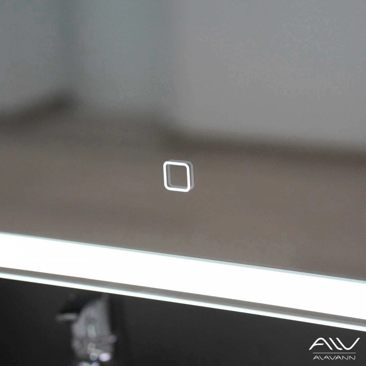 Зеркало-шкаф Alavann Cosmetic Light 80 свет, приближение, сенсор, перевертыш от магазина Vanna-Vanna.ru!