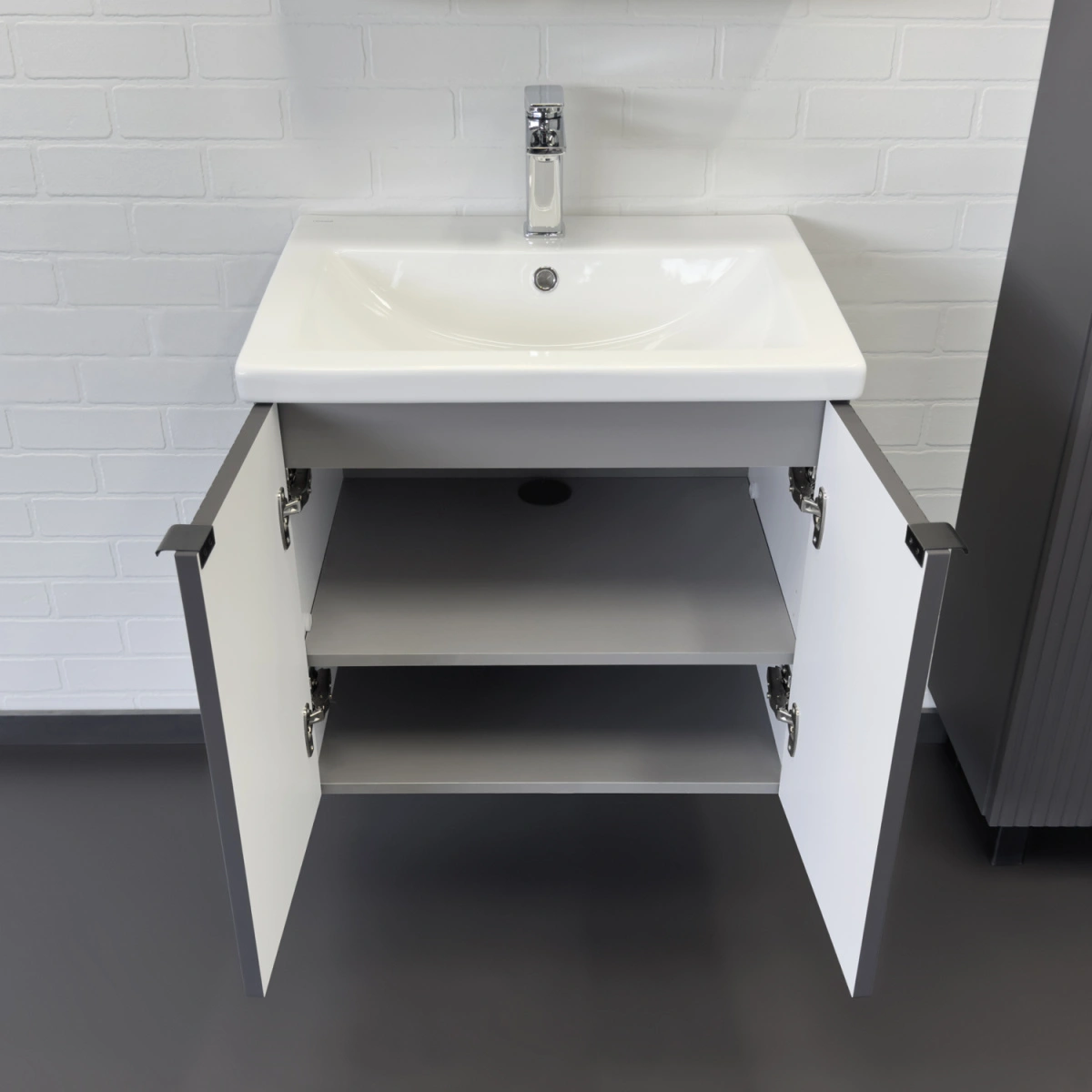 Тумба подвесная Comforty Лима-60П антрацит с раковиной Комо 60 от магазина Vanna-Vanna.ru!