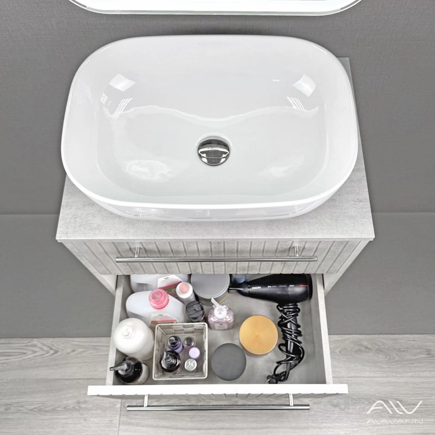 Тумба подвесная Alavann Emma 60 с раковиной Moduo 50 SQUARE, серый бетон от магазина Vanna-Vanna.ru!