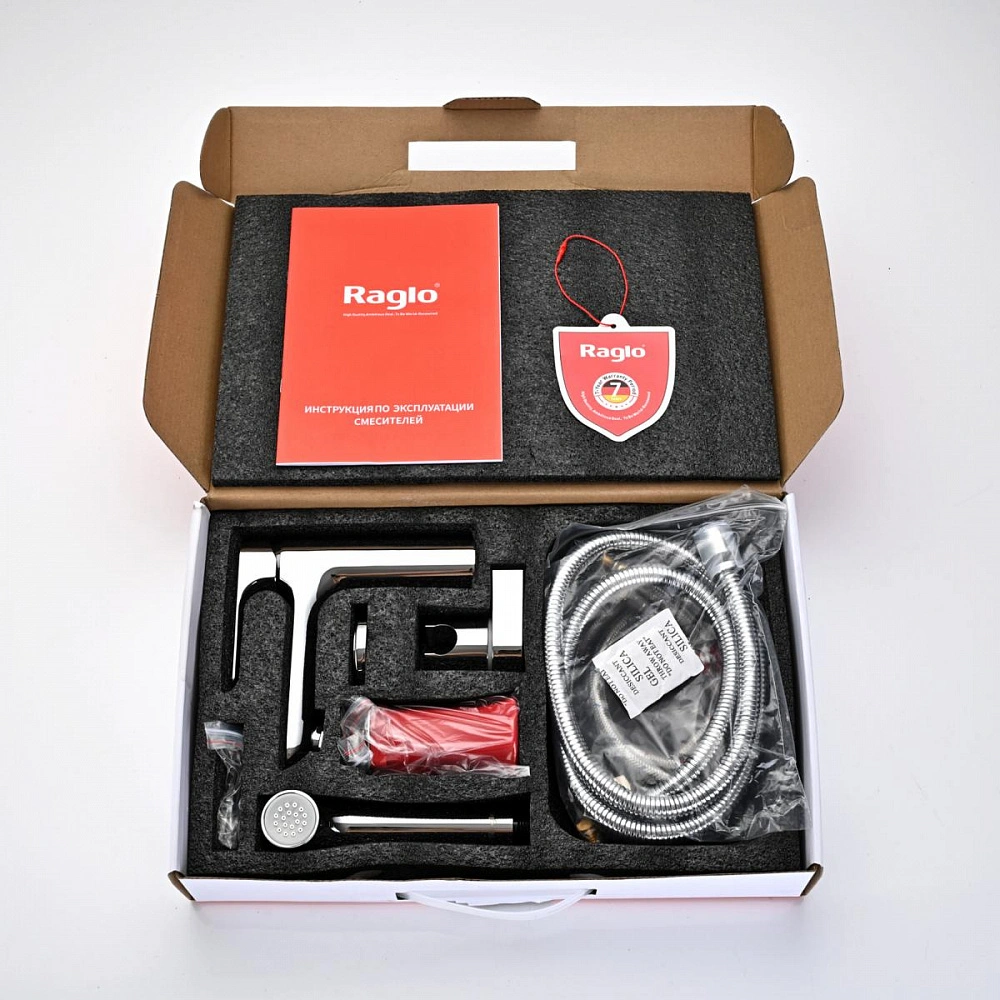 Смеситель для раковины с гигиеническим душем Raglo R03.12, хром от магазина Vanna-Vanna.ru!