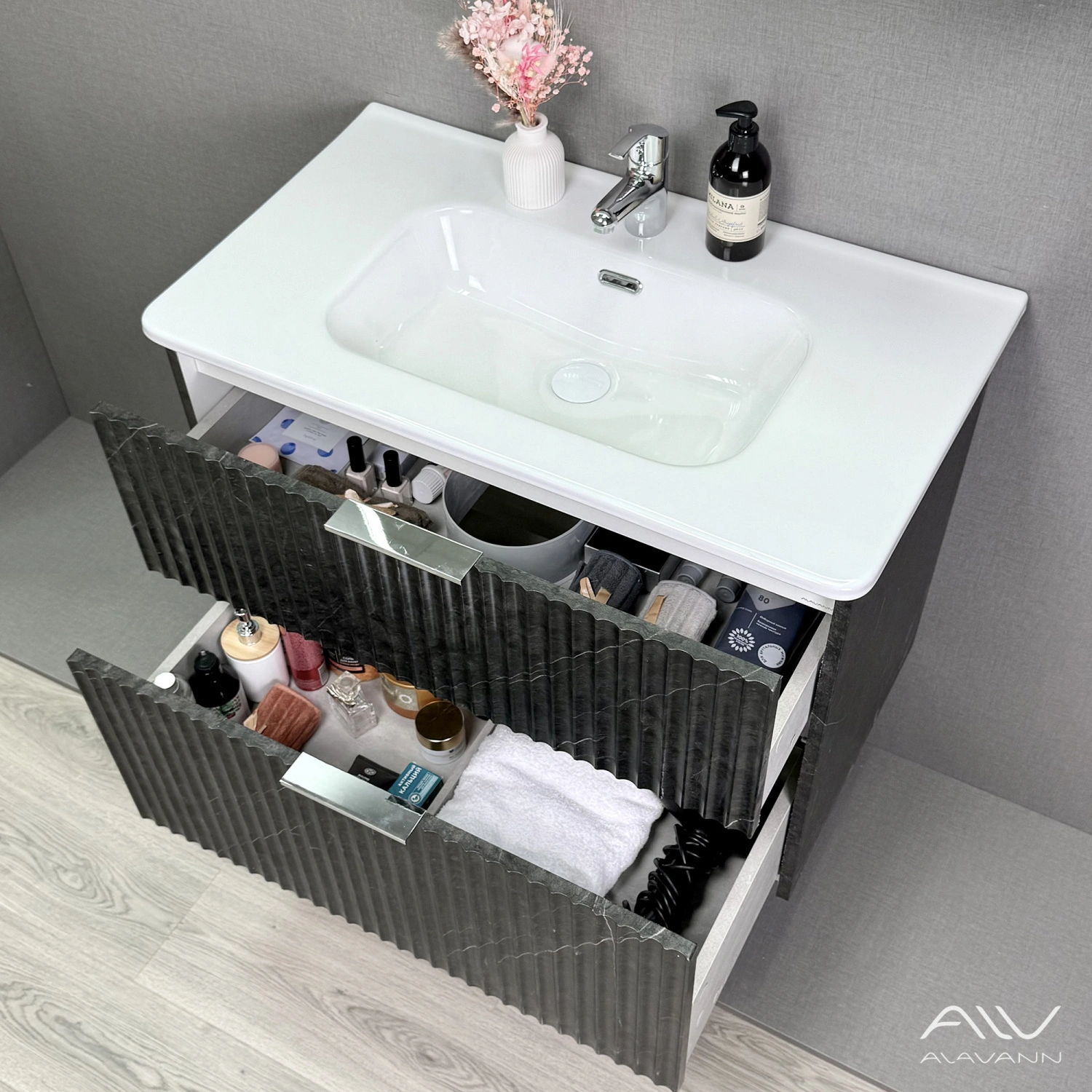 Тумба подвесная Alavann Anna 80 с раковиной Rado 80, черный мрамор от магазина Vanna-Vanna.ru!