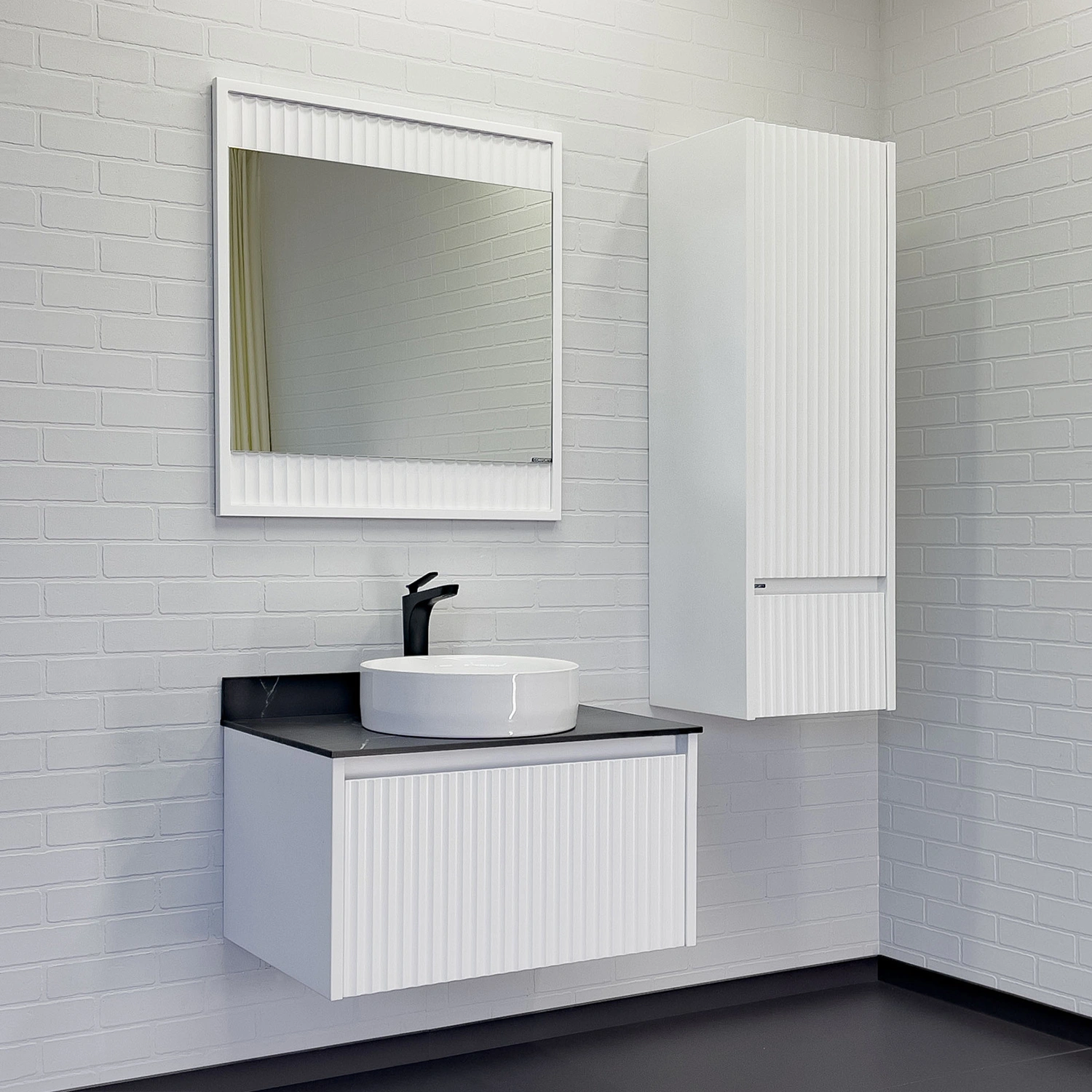 Зеркало Comforty Марсель-75 белое матовое с подсветкой от магазина Vanna-Vanna.ru!