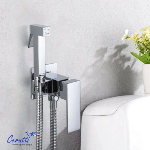 Смеситель с гигиеническим душем Ceruttispa Резия SH (RESIA SH) из латуни, с шлангом 120 см, цвет хром от магазина Vanna-Vanna.ru!