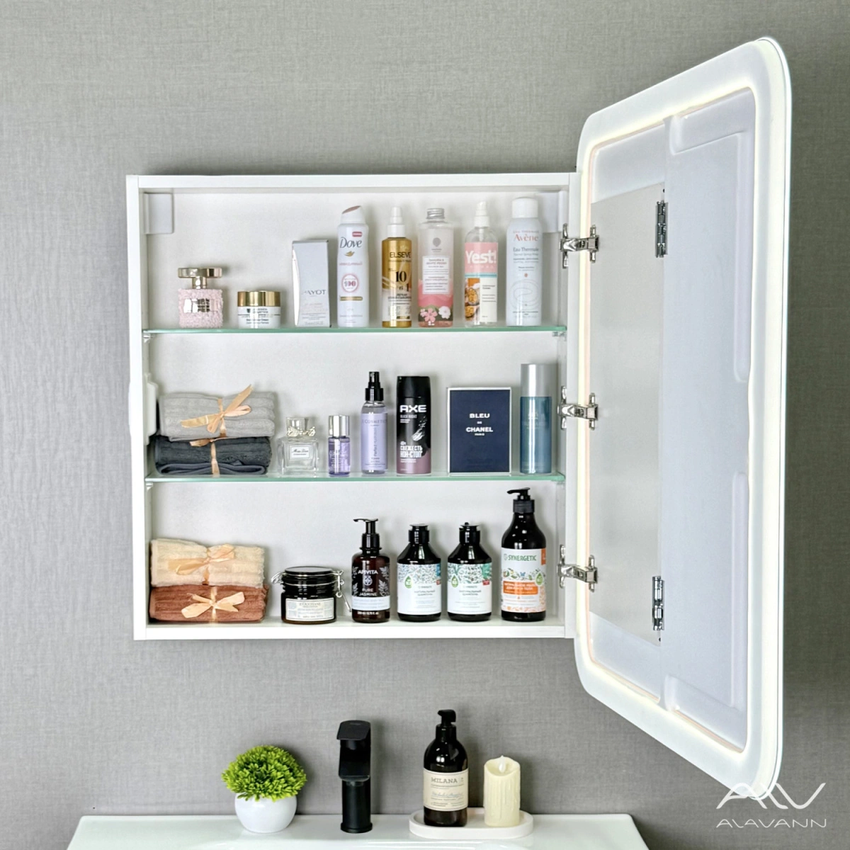 Зеркало-шкаф Alavann Cosmetic Light 70 свет, приближение, сенсор, перевертыш от магазина Vanna-Vanna.ru!