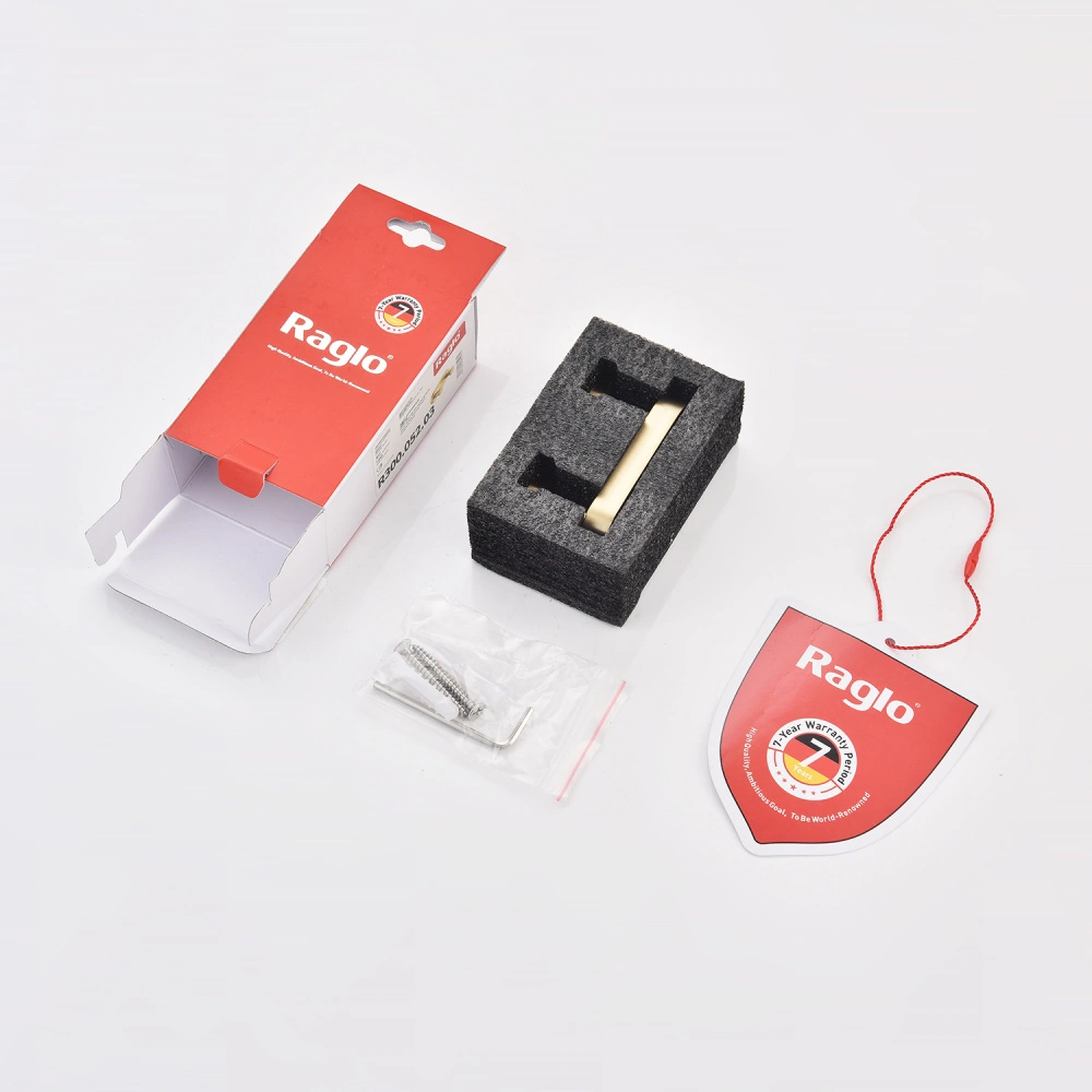 Крючок Raglo R300.052.03, золотой сатин от магазина Vanna-Vanna.ru!