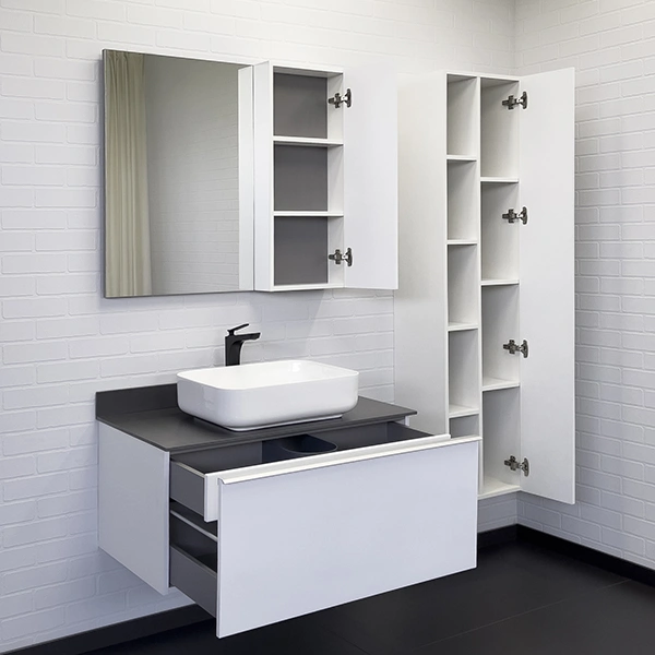 Зеркало-шкаф Comforty Милан-90 белый глянец от магазина Vanna-Vanna.ru!