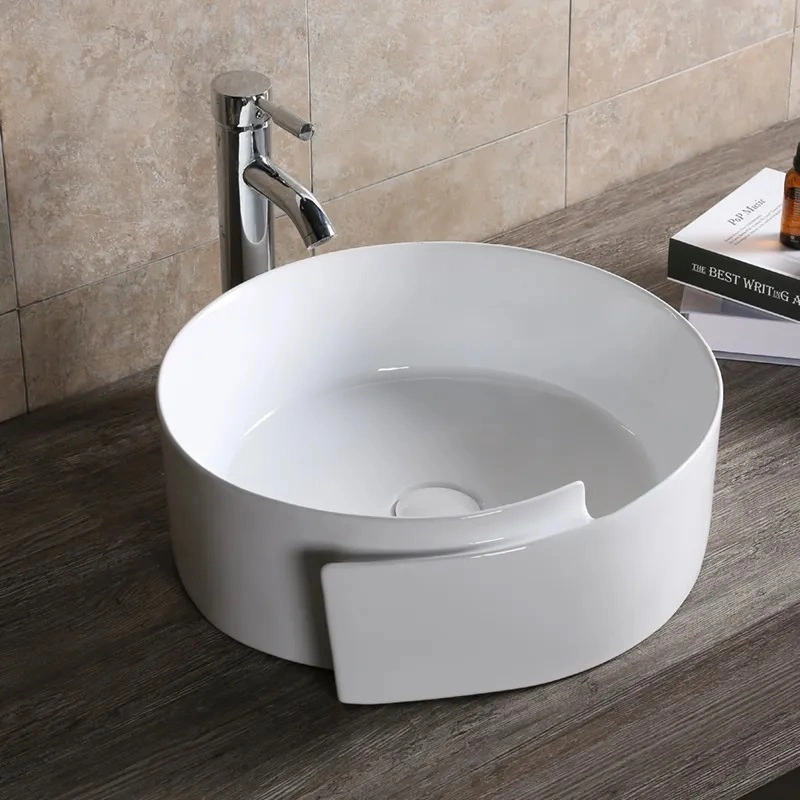 Раковина Ceruttispa CR0066 накладная, белая, с завитком 440х460х150 от магазина Vanna-Vanna.ru!