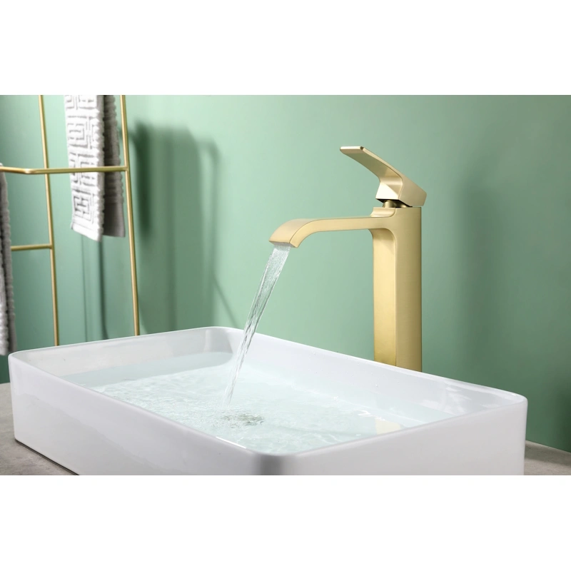 Смеситель для раковины высокий Raglo R02.15.03, золотой сатин от магазина Vanna-Vanna.ru!