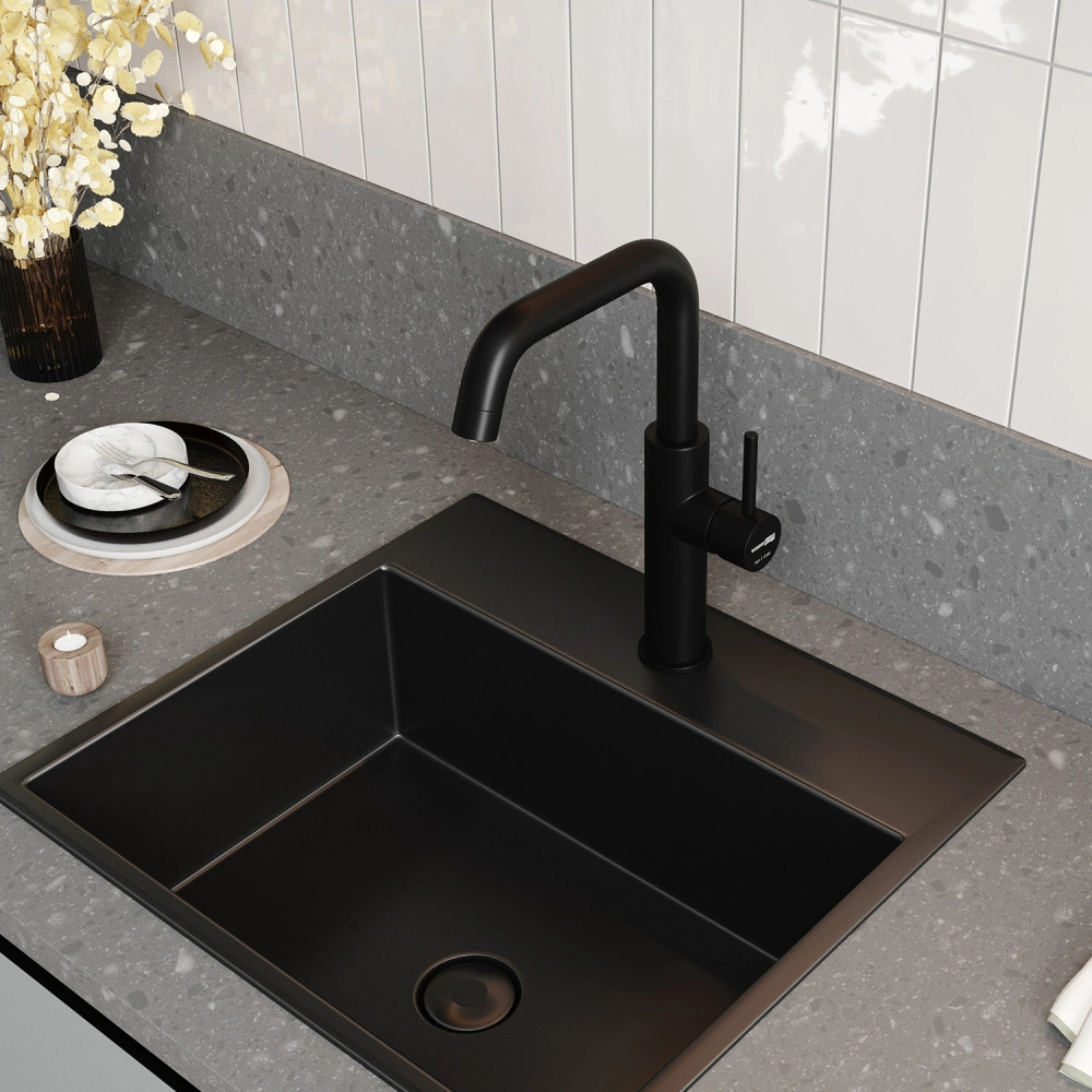 Смеситель для кухни под фильтр однорычажный WasserKraft А8567 черный от магазина Vanna-Vanna.ru!