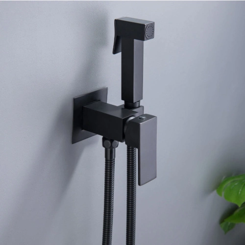 Смеситель с гигиеническим душем BochMann RESIA B CK-P11B черный от магазина Vanna-Vanna.ru!