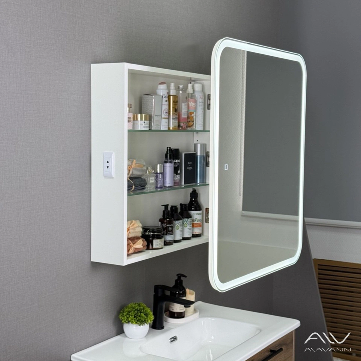 Зеркало-шкаф Alavann Cosmetic Light 70 свет, приближение, сенсор, перевертыш от магазина Vanna-Vanna.ru!