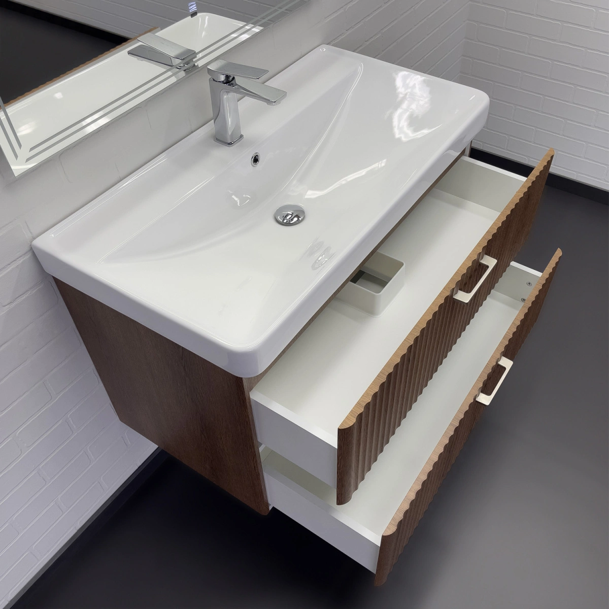 Тумба подвесная Comforty Ангара-90П дуб темно-коричневый с раковиной 4490 от магазина Vanna-Vanna.ru!