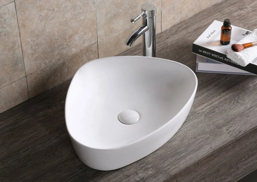 Раковина Ceruttispa CR0089 накладная, белая, треугольная 510х410х120 от магазина Vanna-Vanna.ru!