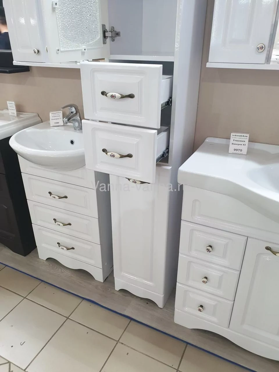 Пенал Francesca Империя 30 L/R напольный, с корзиной для белья, белый