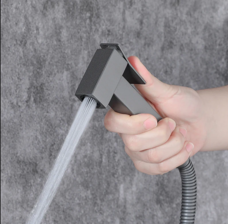 Смеситель с гигиеническим душем BochMann RESIA GR CK-P11GR серый