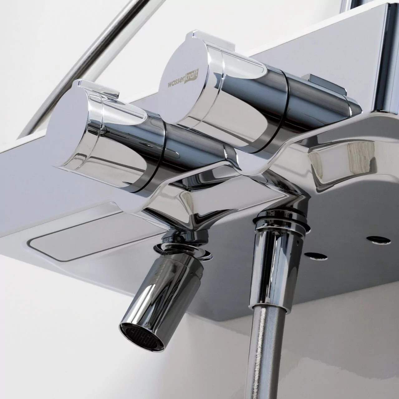 Душевая стойка WasserKraft A113.067.155.CH Thermo хром/белый Soft-touch