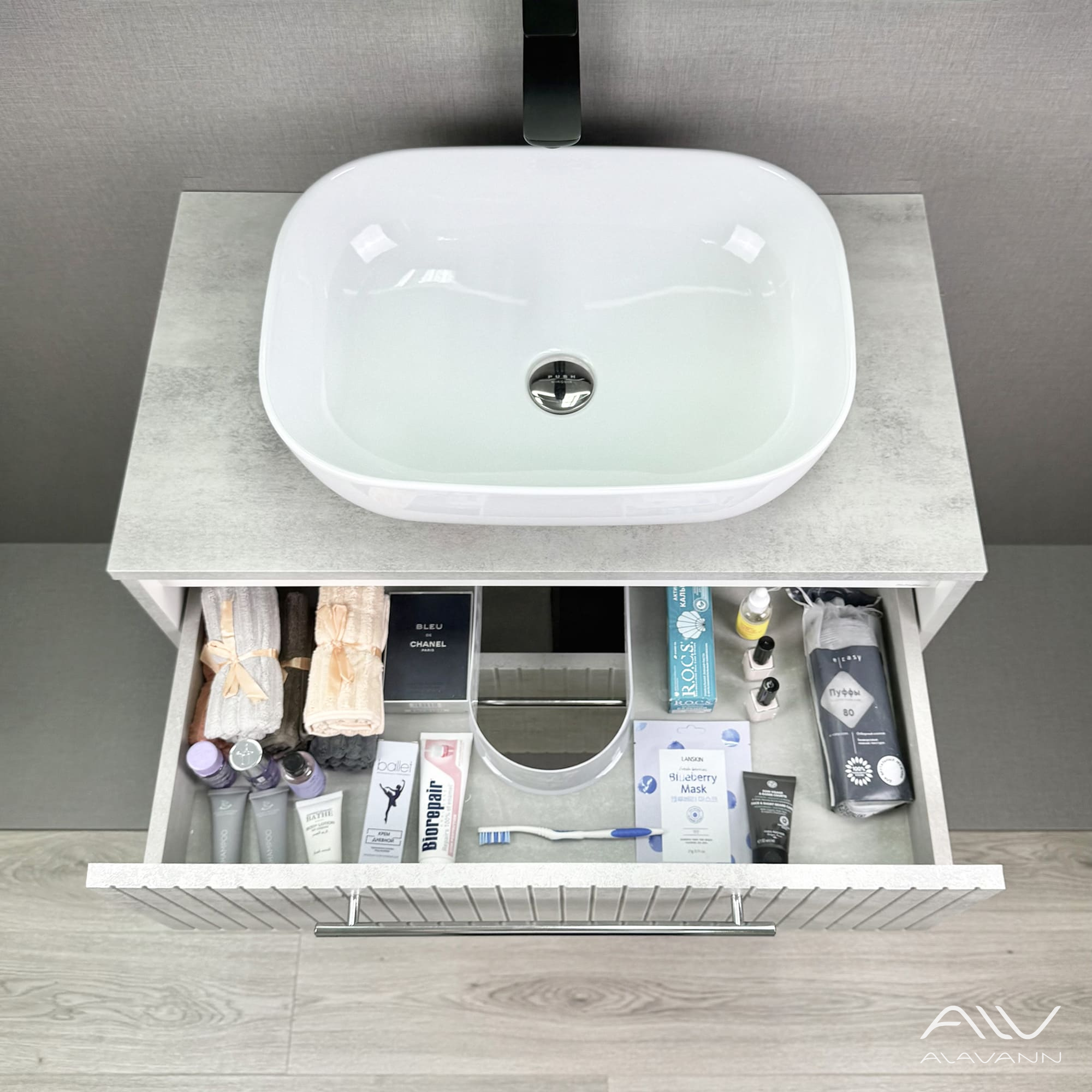 Тумба подвесная Alavann Emma 80 с раковиной Moduo 50 SQUARE, серый бетон