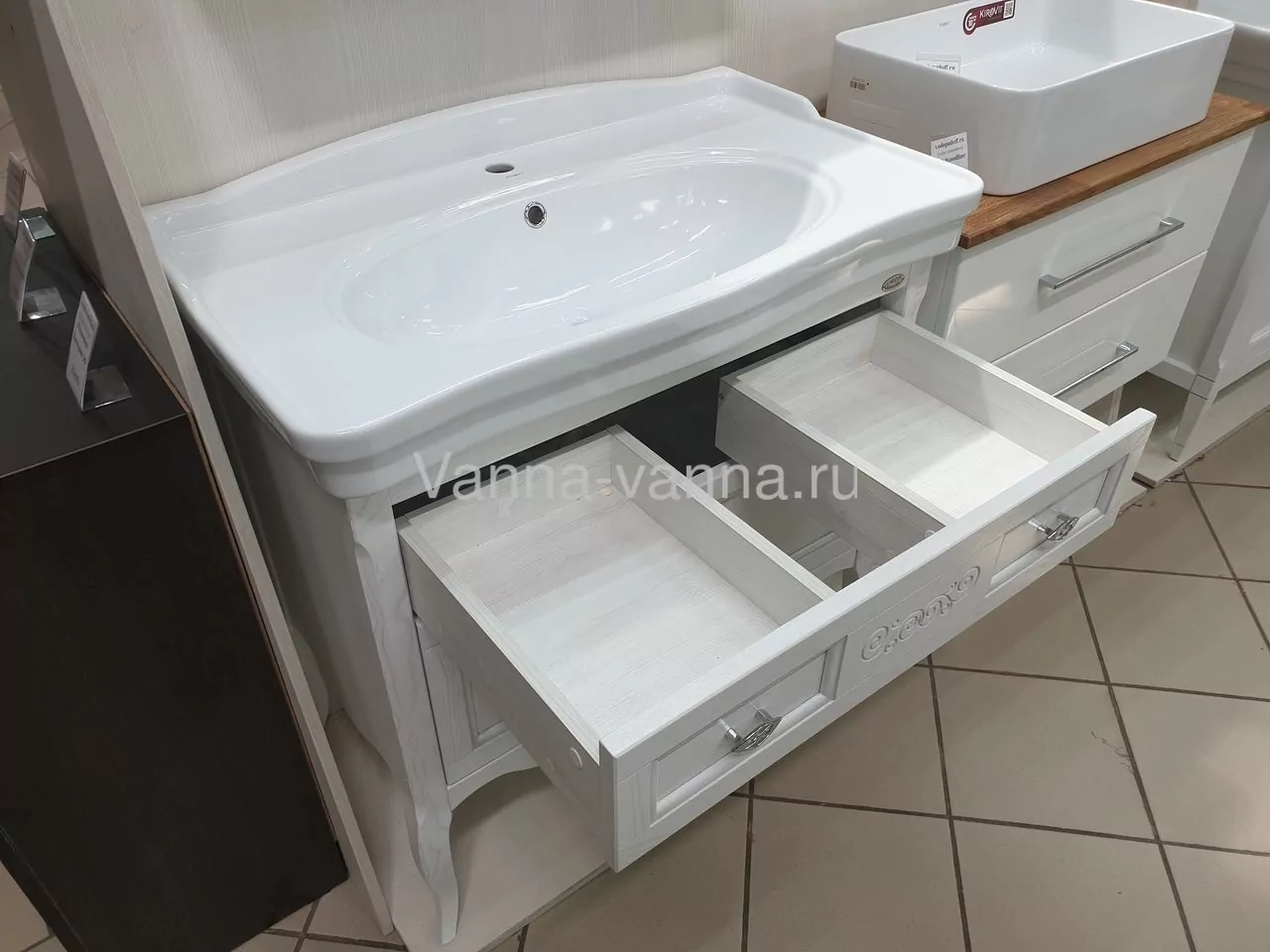 Тумба с раковиной ASB Woodline Модерн 85 напольная, белый, патина серебро от магазина Vanna-Vanna.ru!