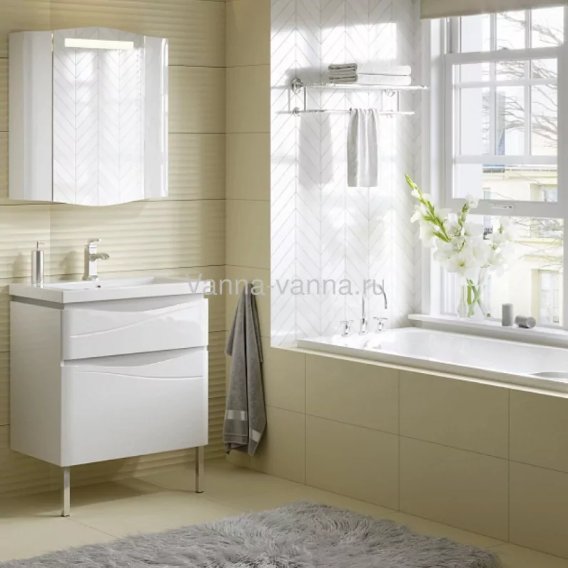 Зеркало-шкаф Alavann Silvia 70 свет, белый