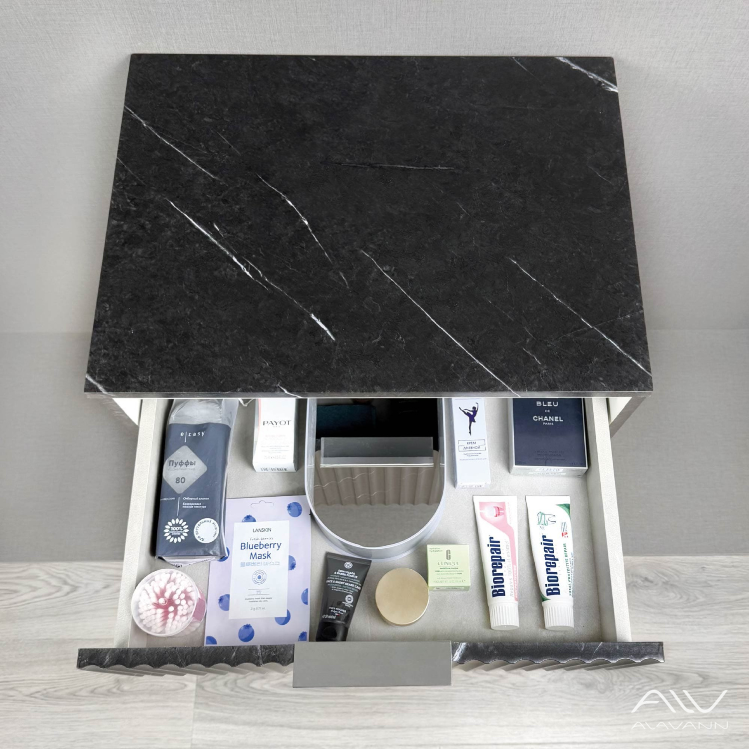 Тумба подвесная Alavann Anna 60 под накладную раковину, черный мрамор