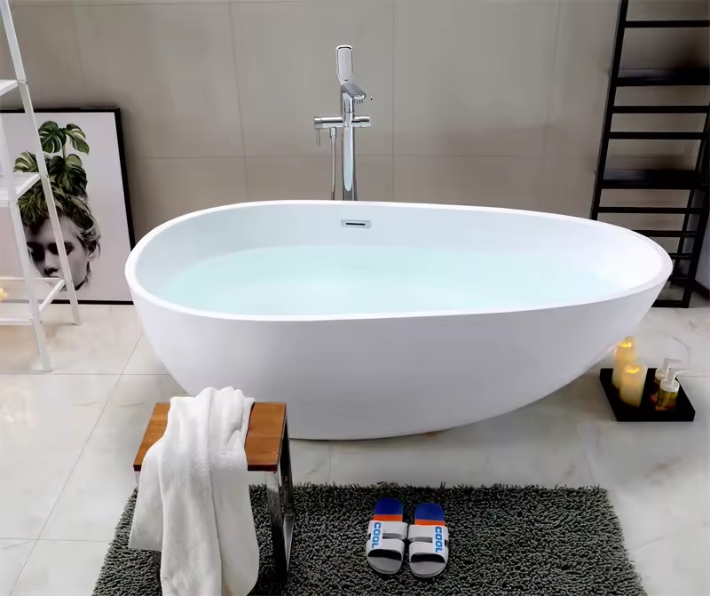 Ванна акриловая Ceruttispa MIMI170  (1700x800x580) отдельностоящая, белая