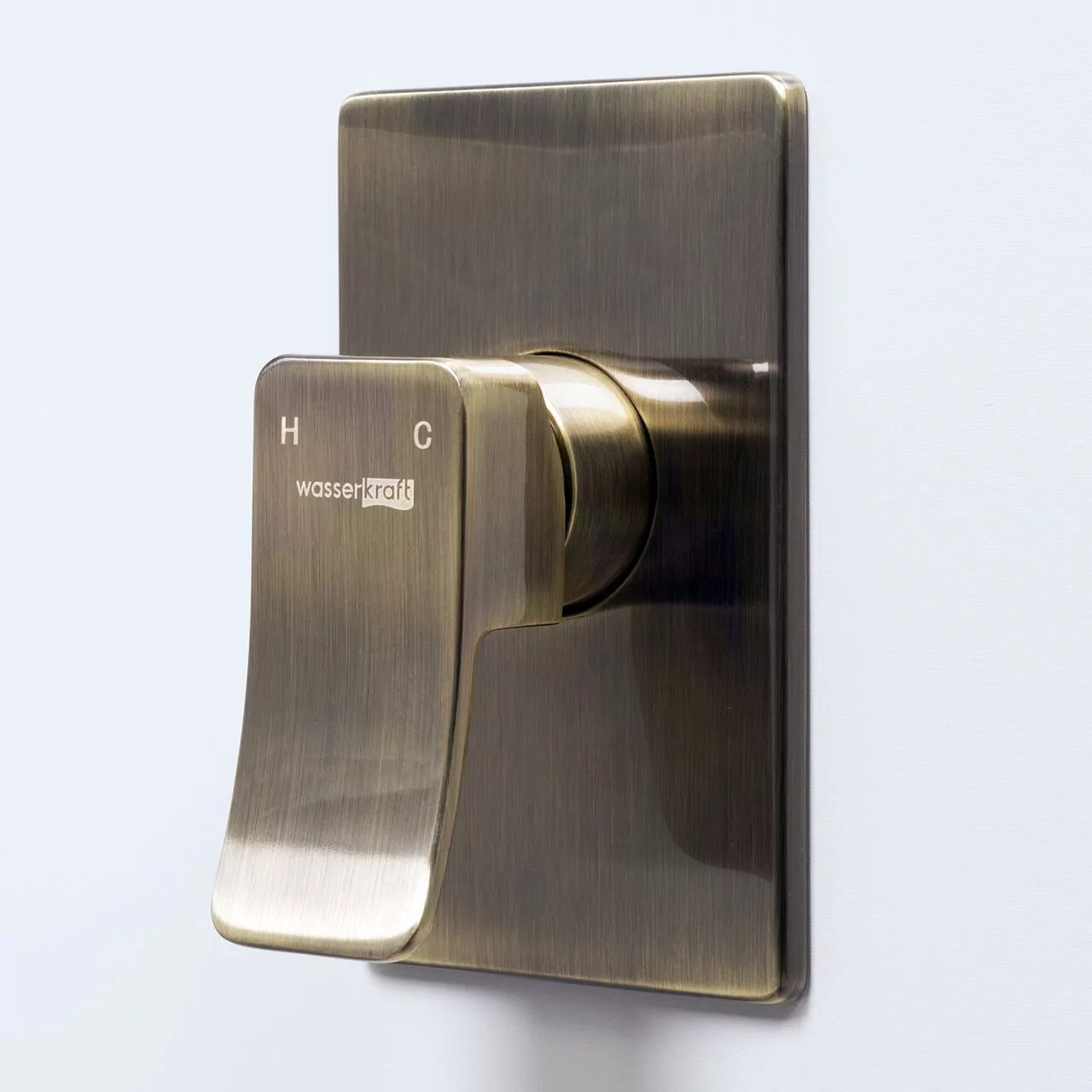 Смеситель с гигиеническим душем WasserKRAFT A01652 светлая бронза