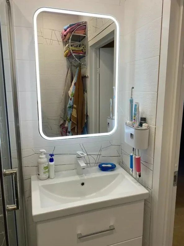 Зеркало-шкаф Alavann Lana Plus 55 свет, сенсор, белый