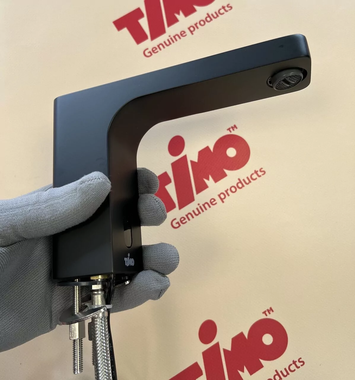 Смеситель для раковины Timo Torne 4313/03F черный матовый