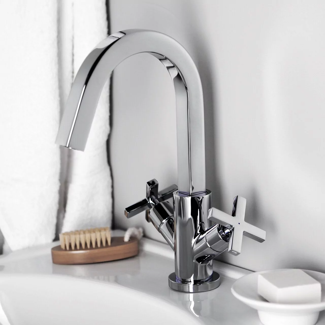 Смеситель для раковины WasserKraft Weser 7803 хром