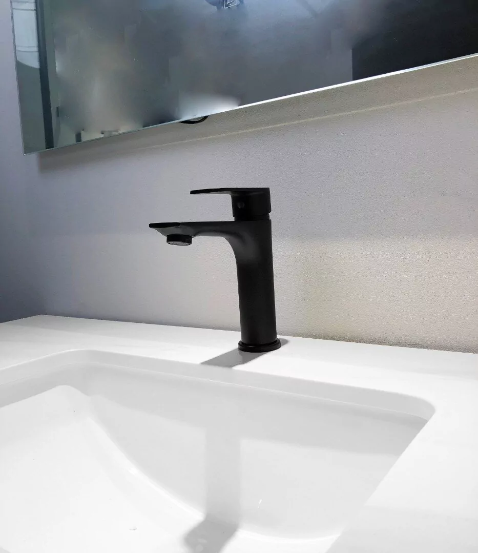 Смеситель для раковины BochMann DORIS B BM8598 черный матовый