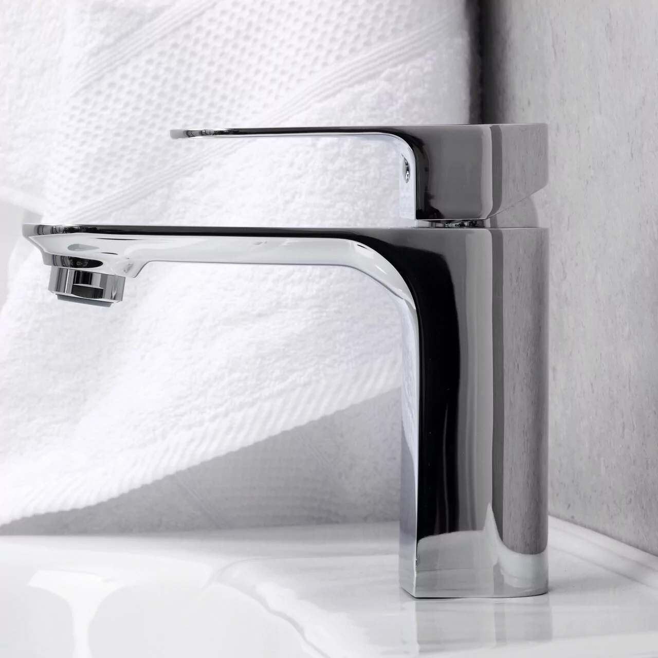 Смеситель для раковины WasserKraft Dinkel 5803 хром