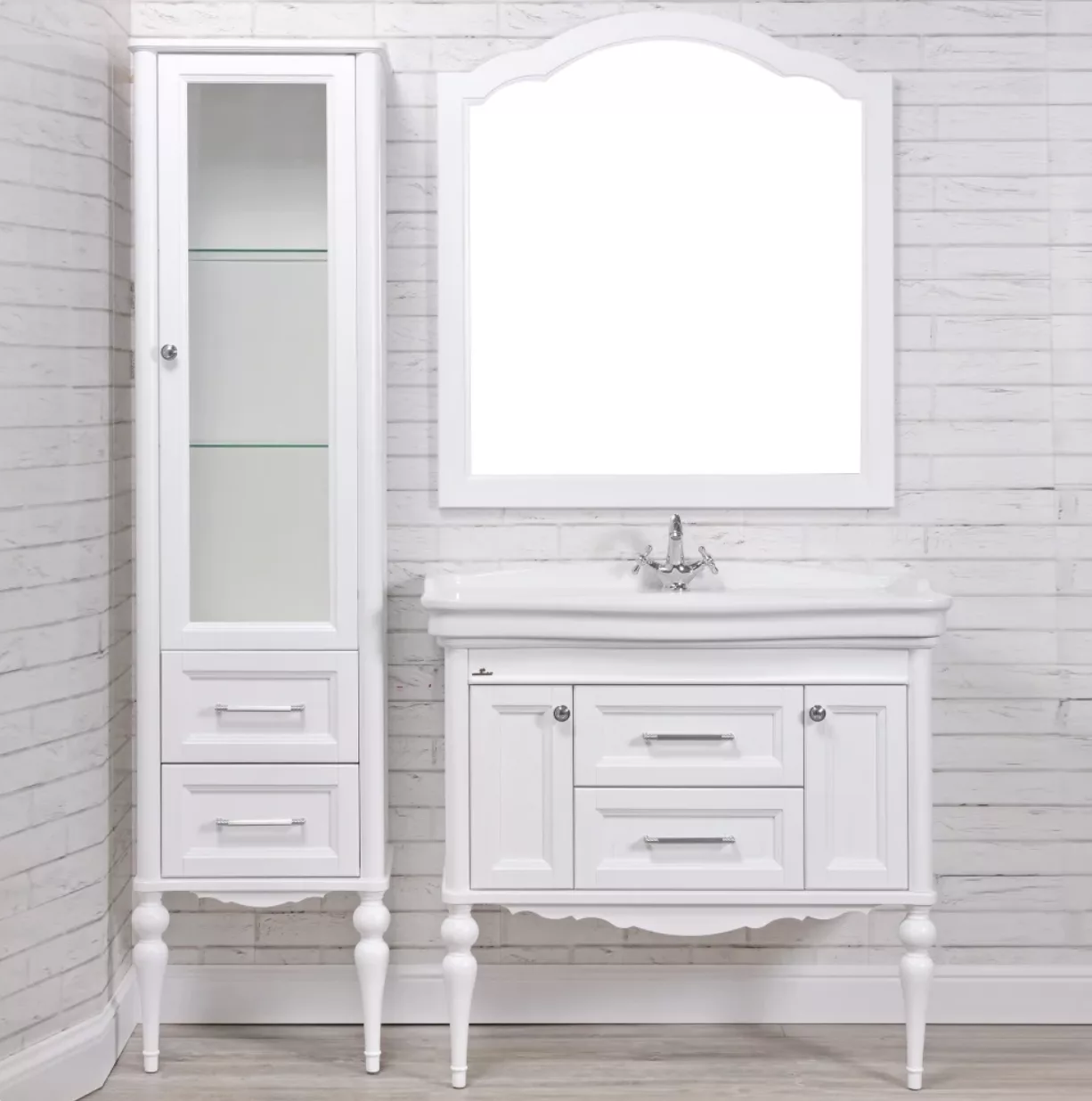 Пенал напольный ValenHouse Эстетика 50 R белый, хром