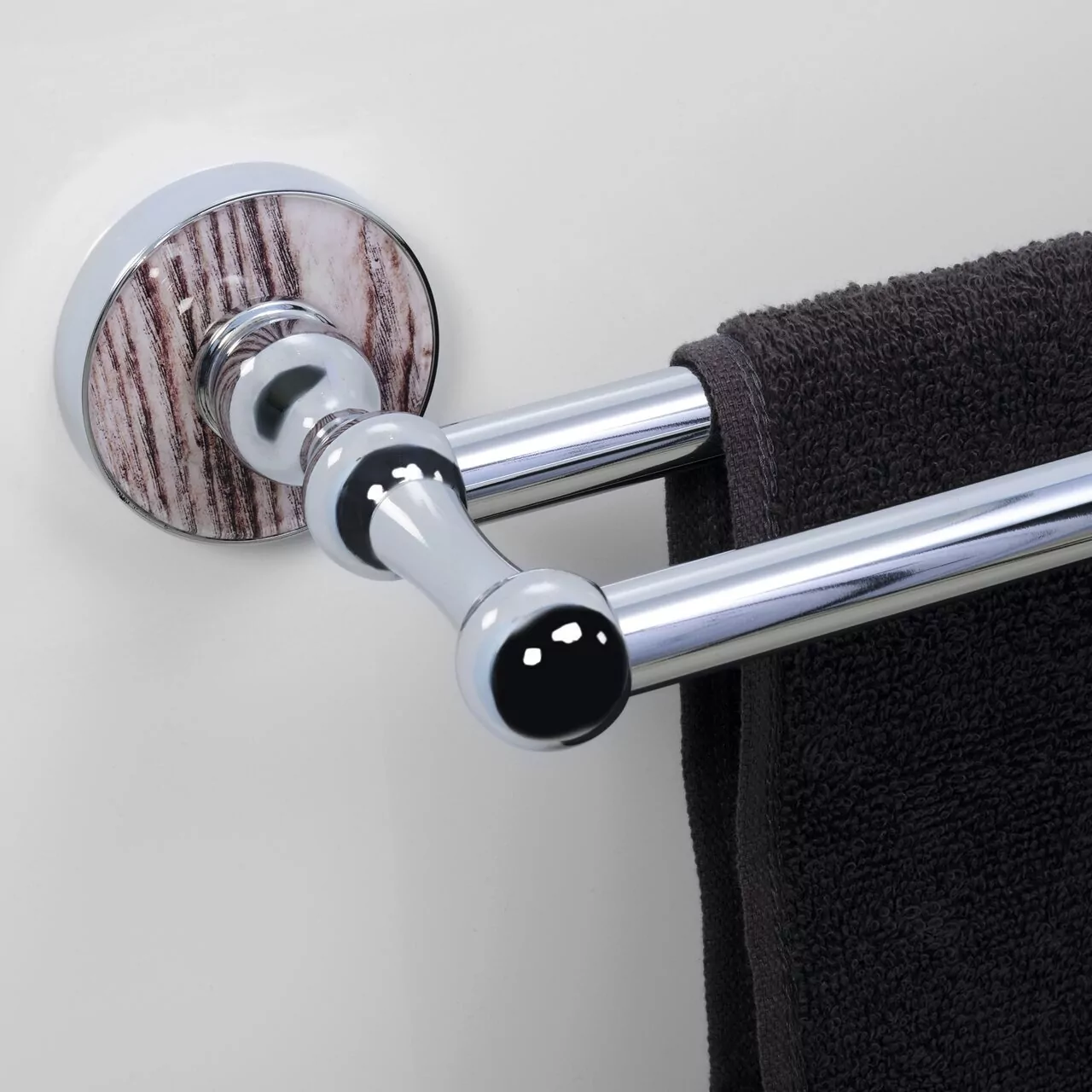 Полотенцедержатель WasserKraft Regen K-6940 хром/декор