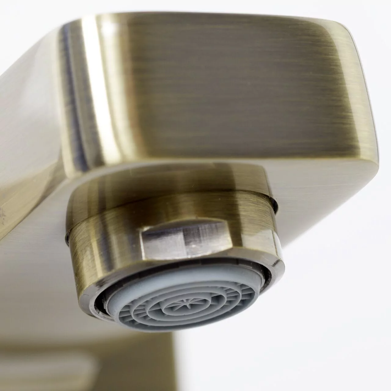 Смеситель для ванны WasserKraft Exter 1601 светлая бронза