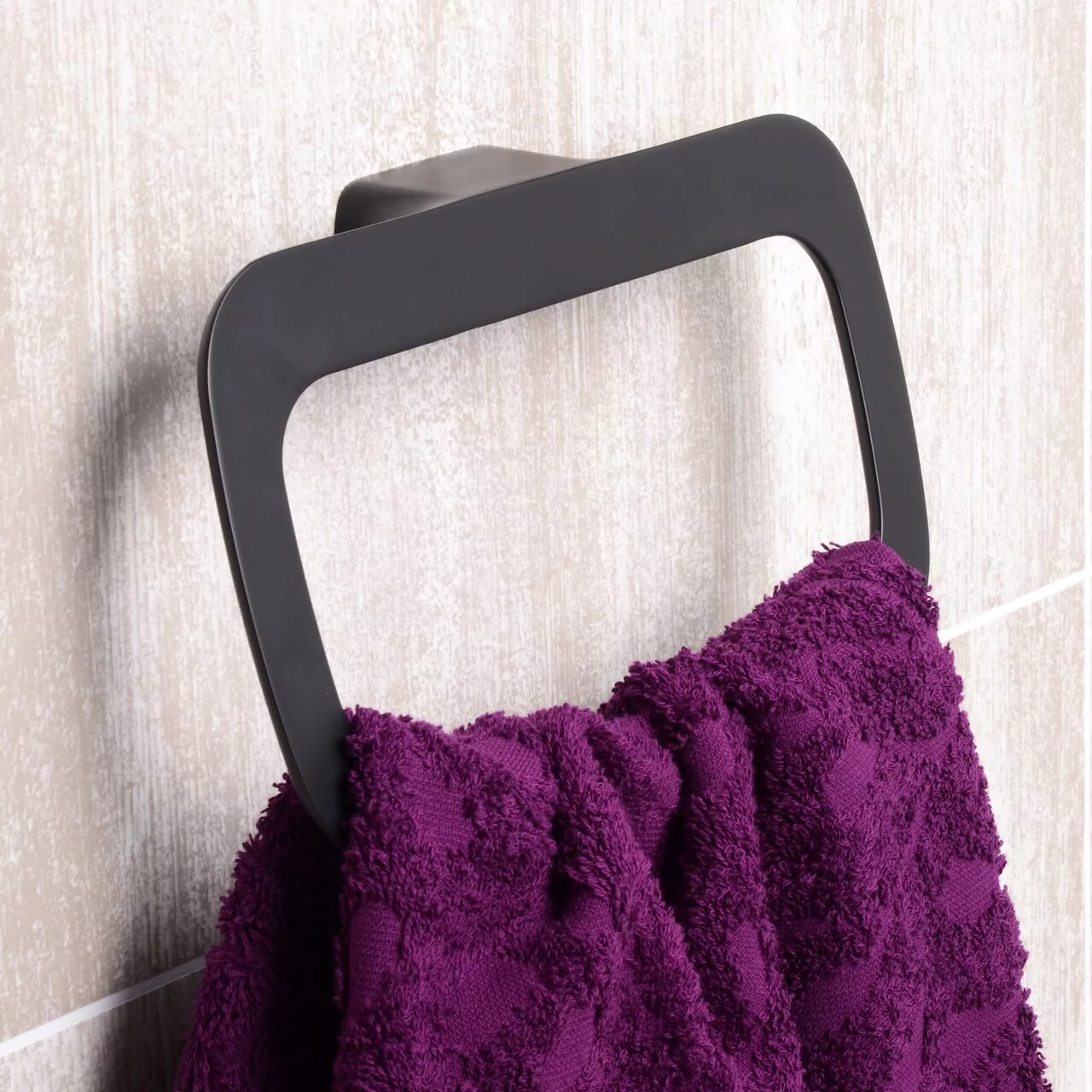 Полотенцедержатель WasserKraft K-7260 черный