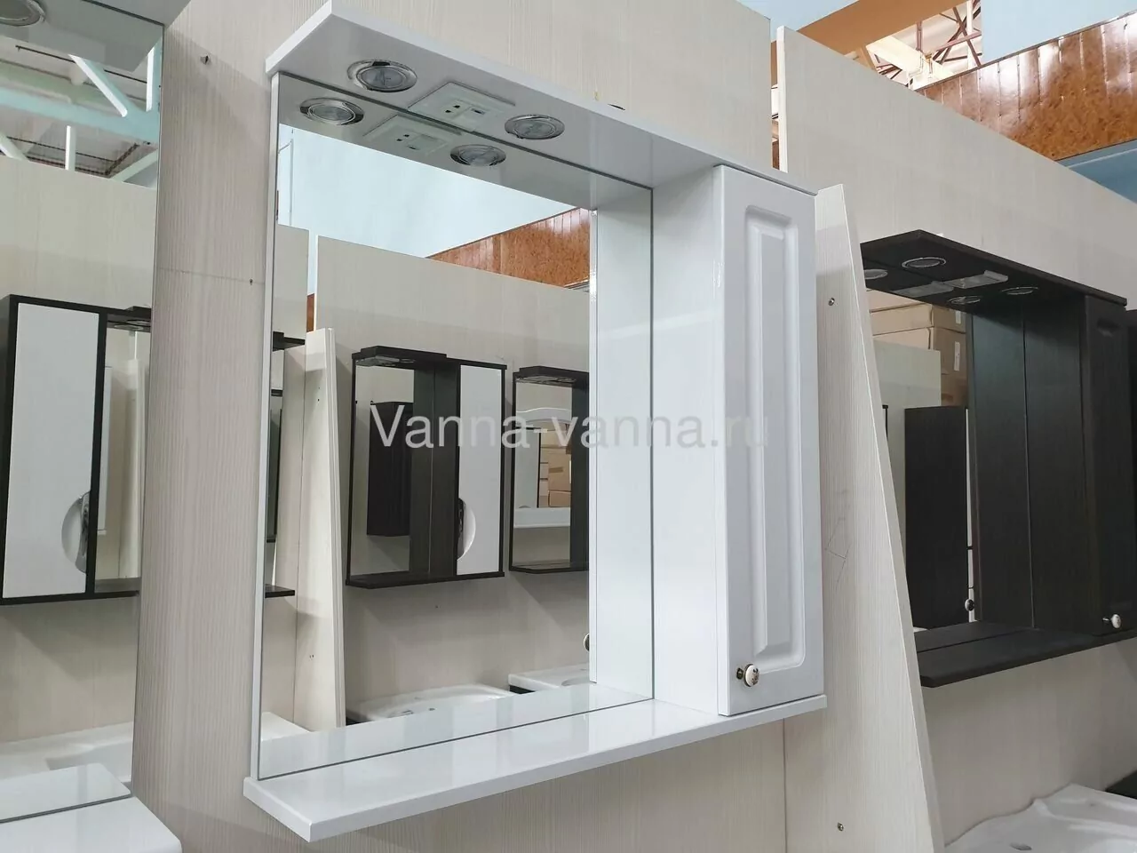 Зеркало-шкаф Francesca Империя 75 R свет, белый