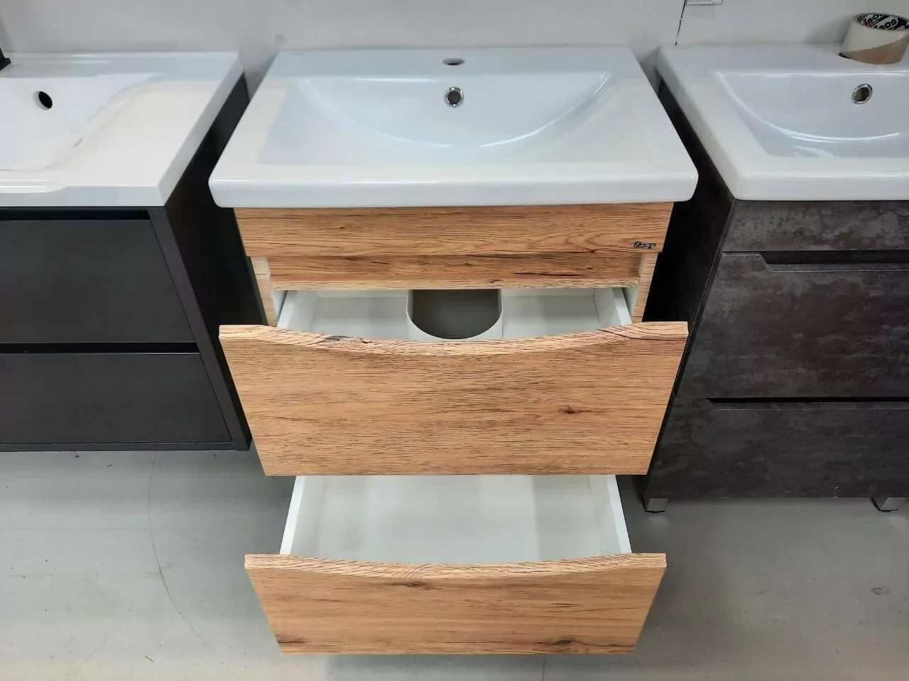 Тумба Emmy Дакота с раковиной Como 70 напольная, 2 ящика, рустик соломенный от магазина Vanna-Vanna.ru!