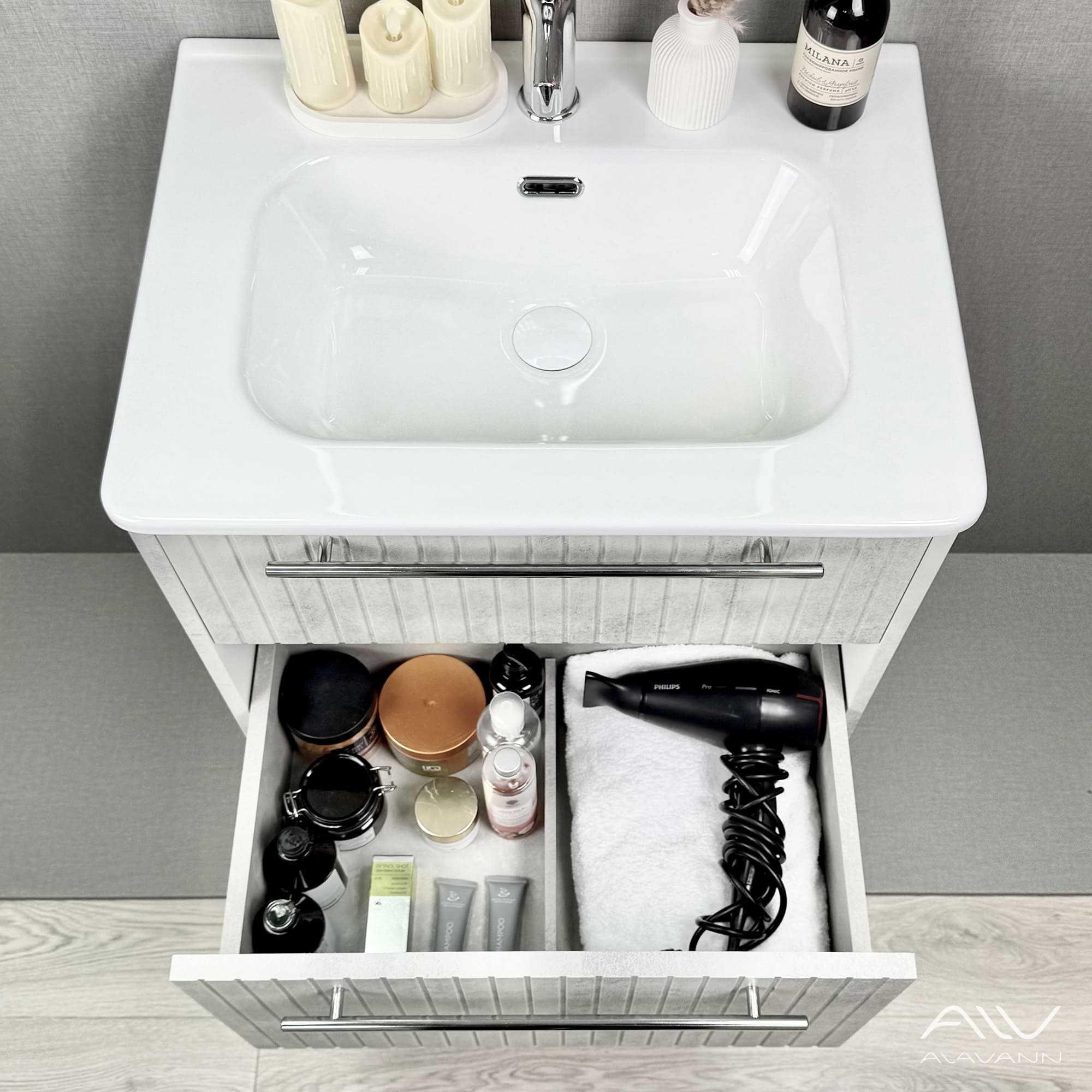 Тумба подвесная Alavann Emma 60 с раковиной Rado 60, серый бетон