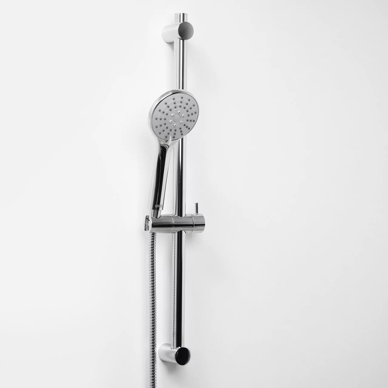 Штанга для душа WasserKraft A004 с мыльницей, лейкой и шлангом, хром