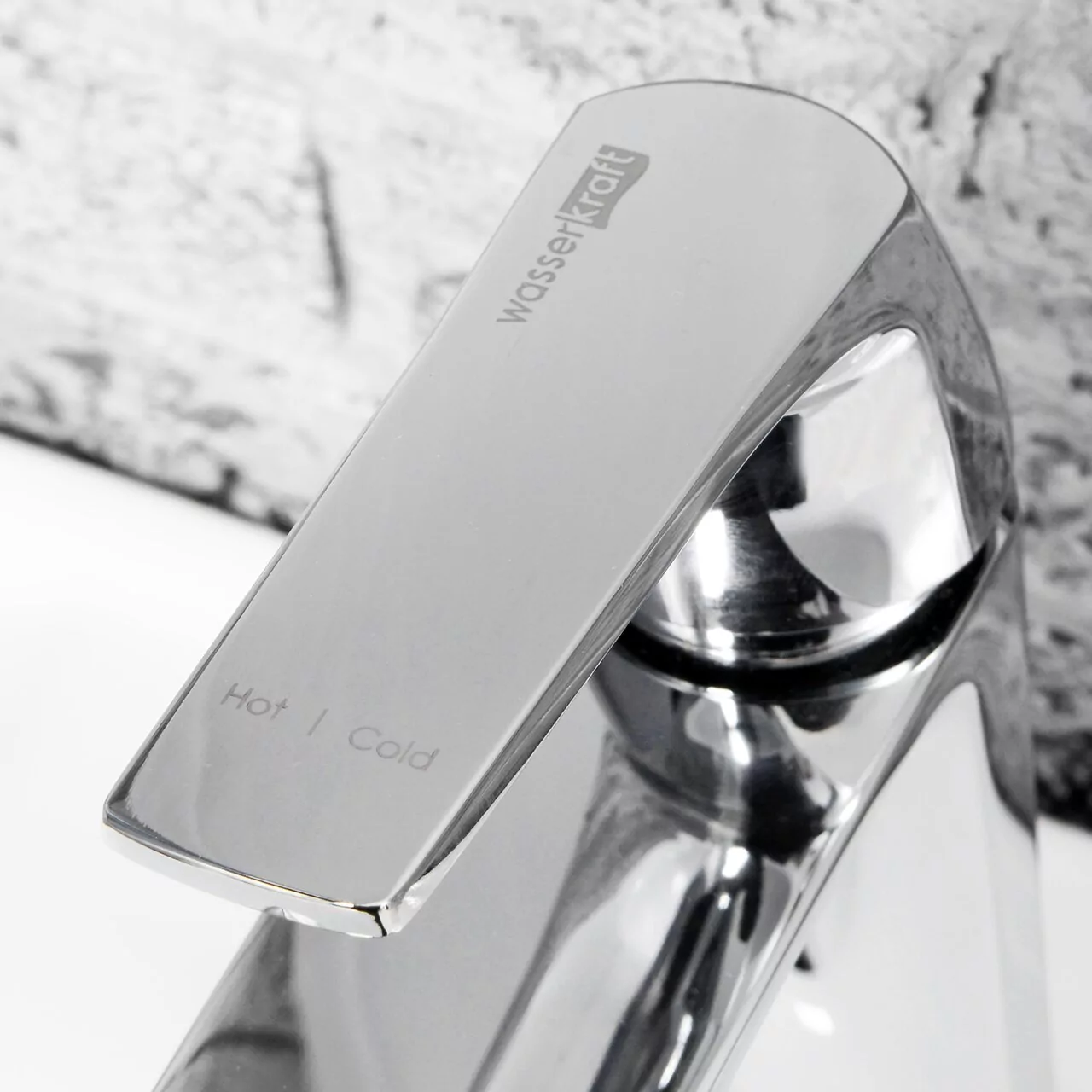 Смеситель для раковины WasserKraft Neime 1903 хром