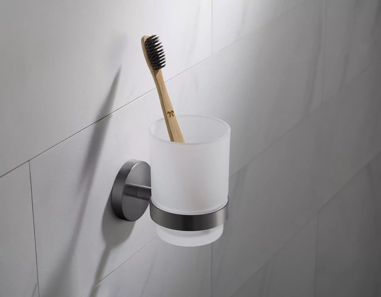 Стакан для щеток Timo Saona 13031/18 черное золото