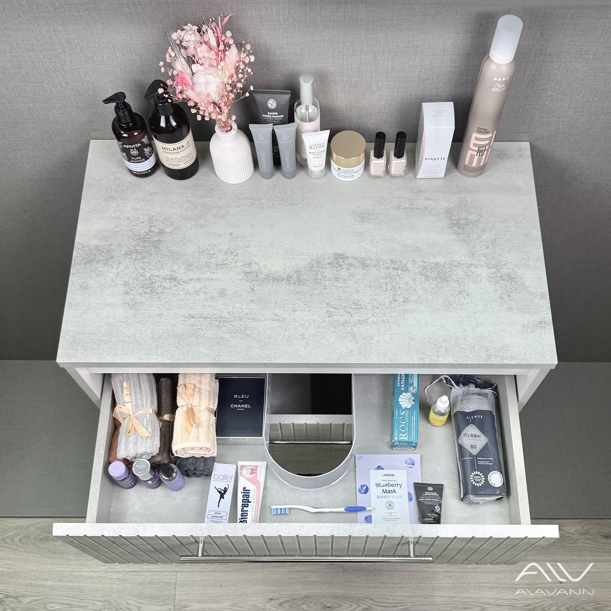 Тумба подвесная Alavann Emma 80 под накладную раковину, серый бетон