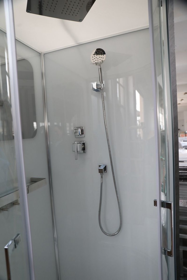 Душевая кабина Cerutti Spa VIVA101 (100x100x215)