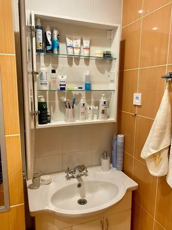 Зеркало-шкаф Alavann Lana 70 свет, белый