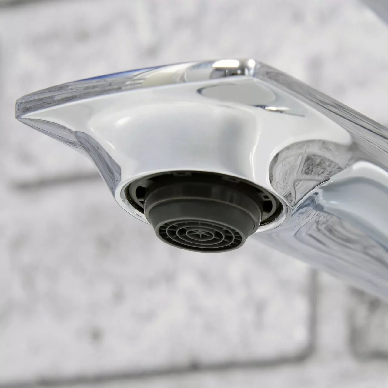 Смеситель для раковины WasserKraft Neime 1903 хром