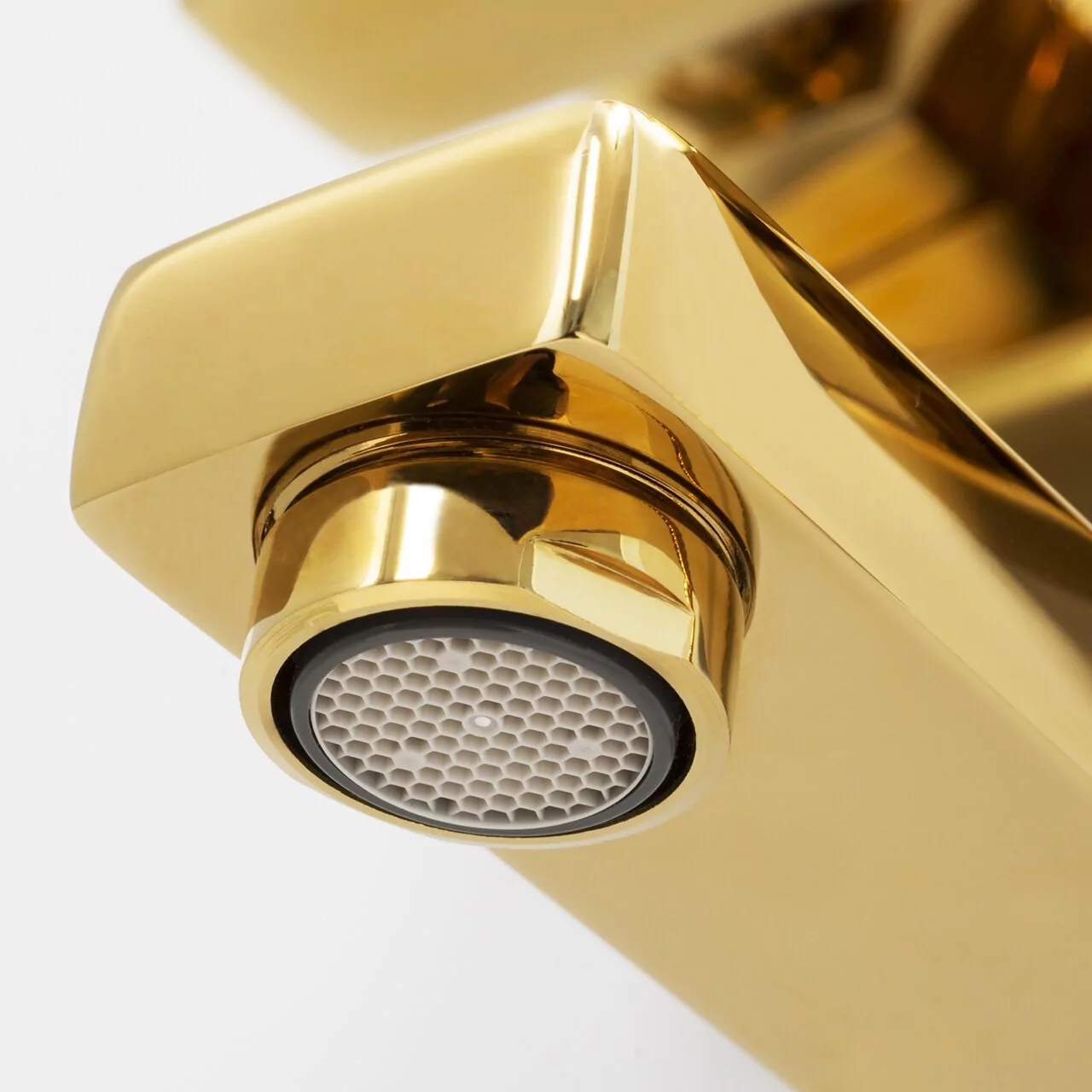 Душевая стойка WasserKraft Sauer A17101 глянцевое золото